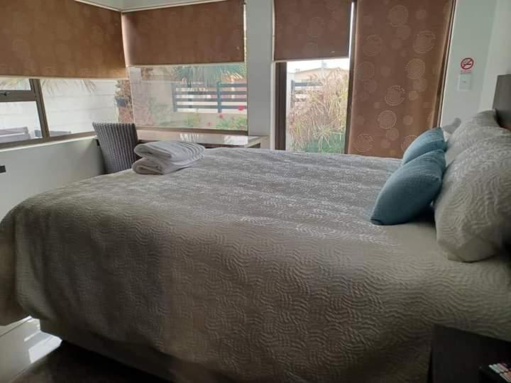 Carlo'S Boutique Guesthouse Walvis Bay Exterior foto