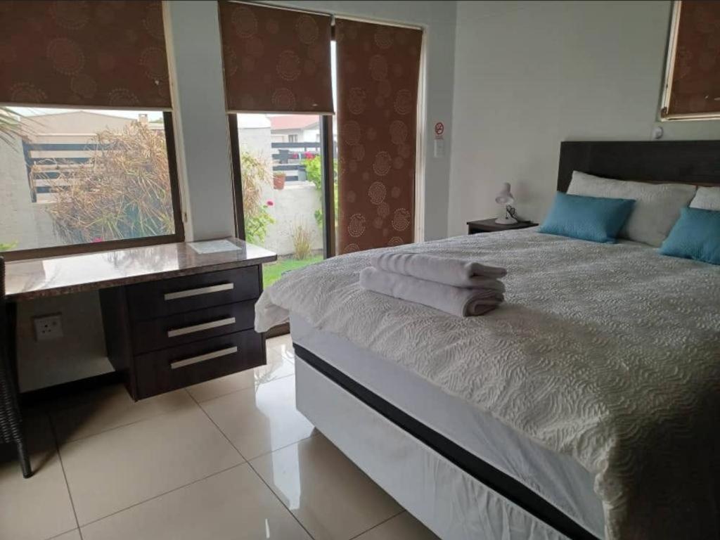 Carlo'S Boutique Guesthouse Walvis Bay Exterior foto