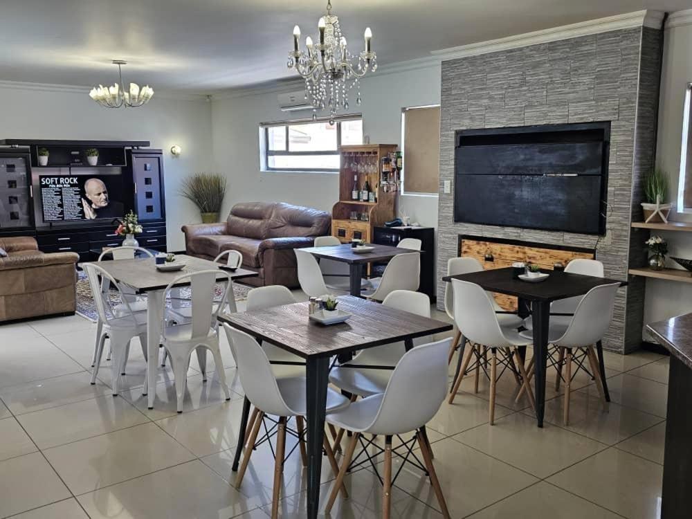 Carlo'S Boutique Guesthouse Walvis Bay Exterior foto